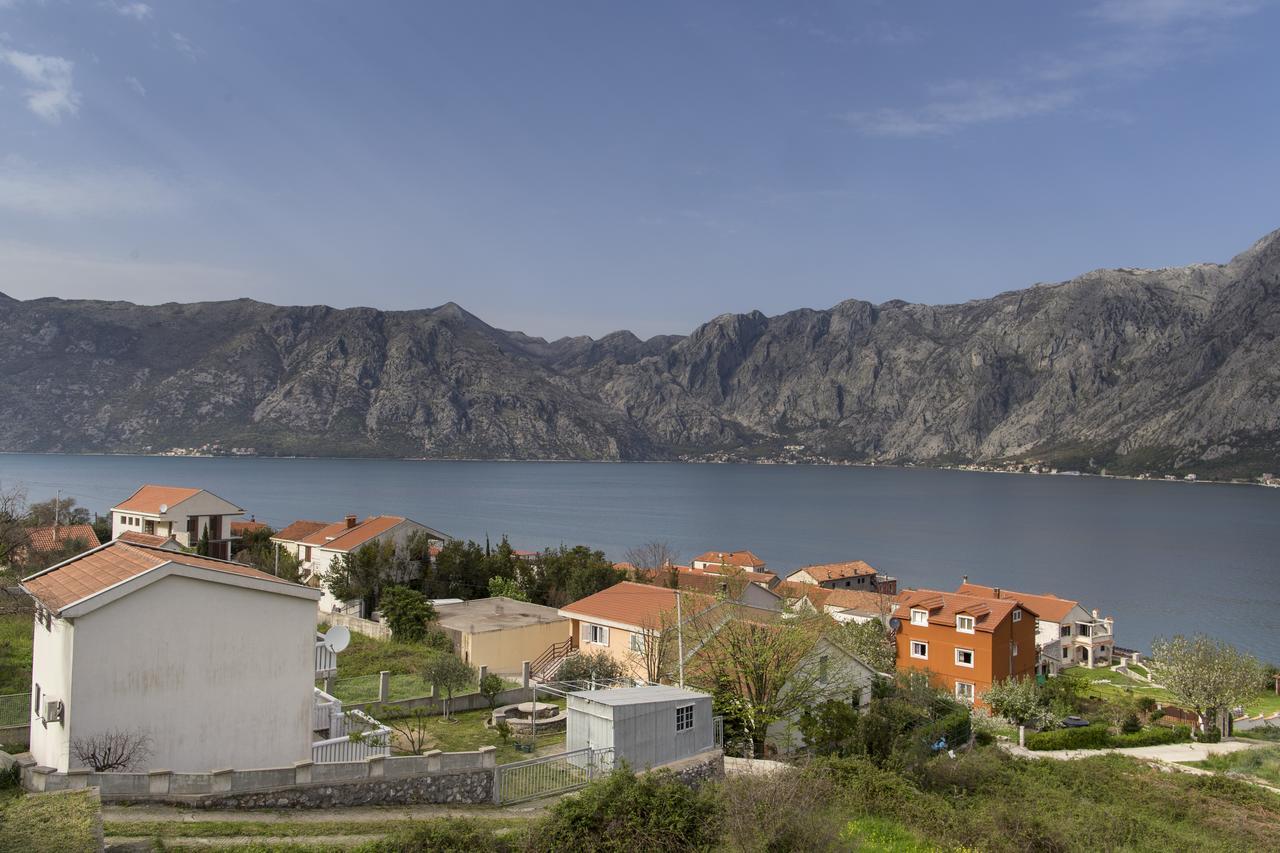 Lux Apartments Fabris Kotor Exterior foto